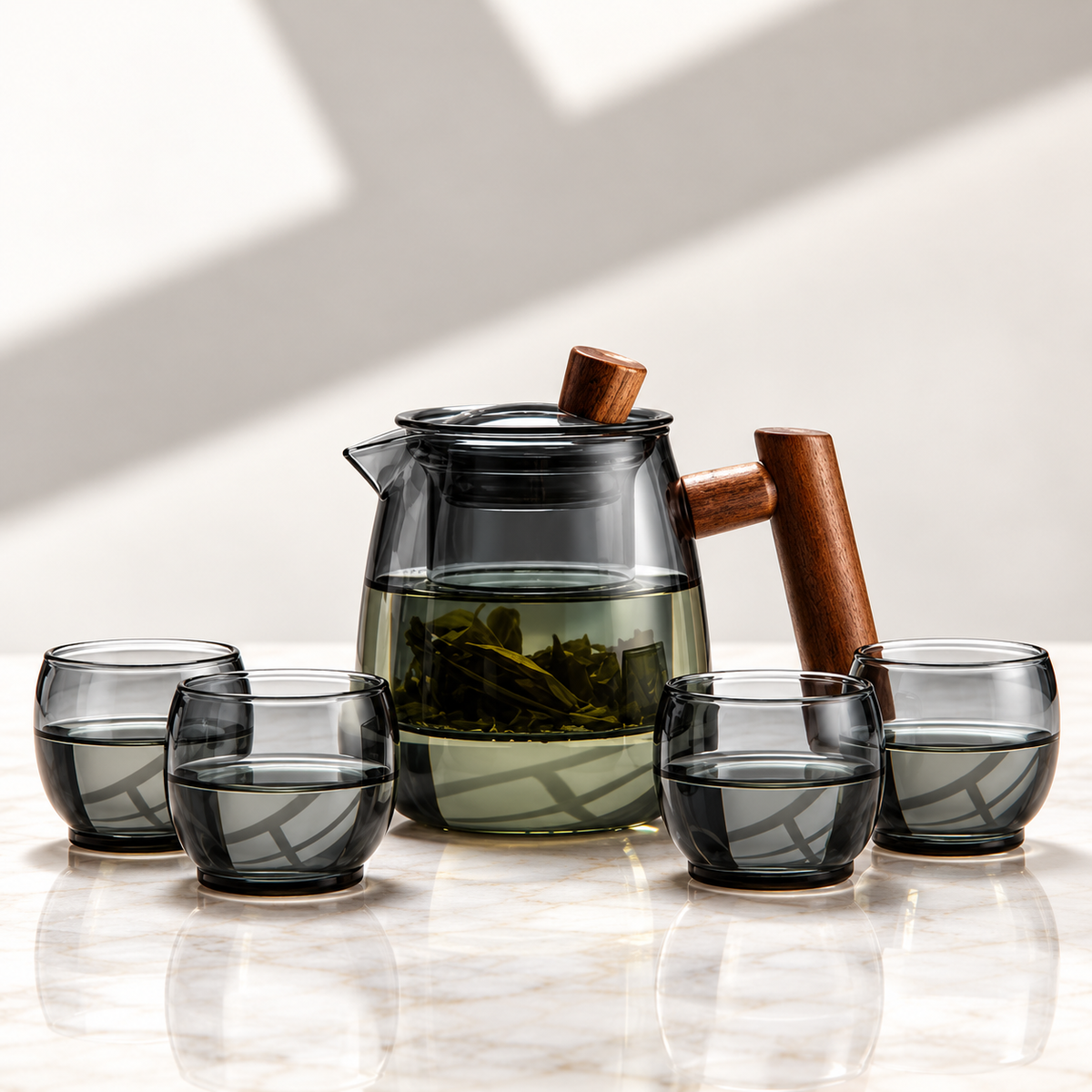High Borosilicate Glass Teapot with Wooden Handle & Infuser