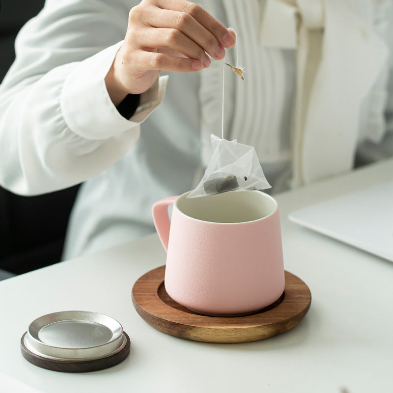 Ceramic Mug with Wooden Lid, Coaster & Gift Box